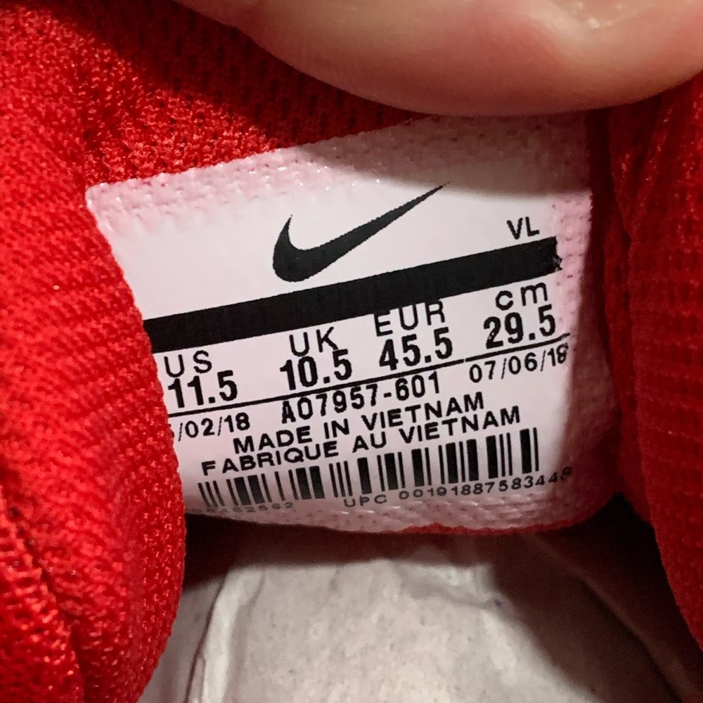 Nike Alpha Huarache Varsity Turf Baseball Shoes - Picture 8 of 8